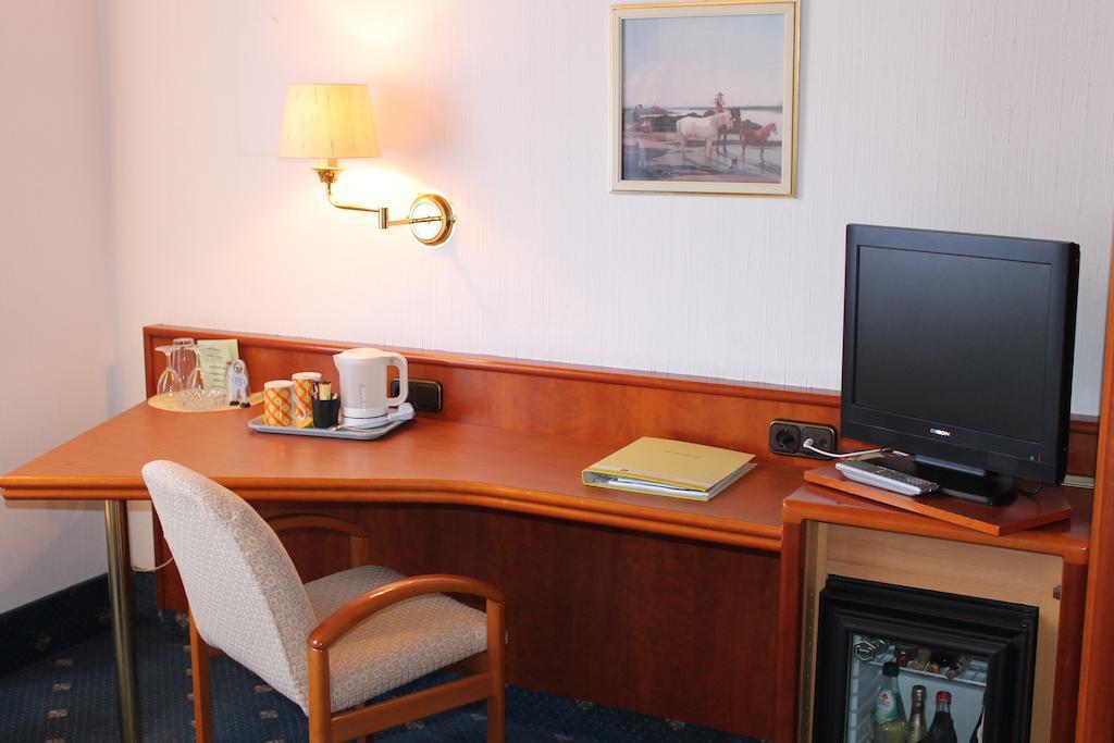 Hotel Luga Nürnberg Dış mekan fotoğraf